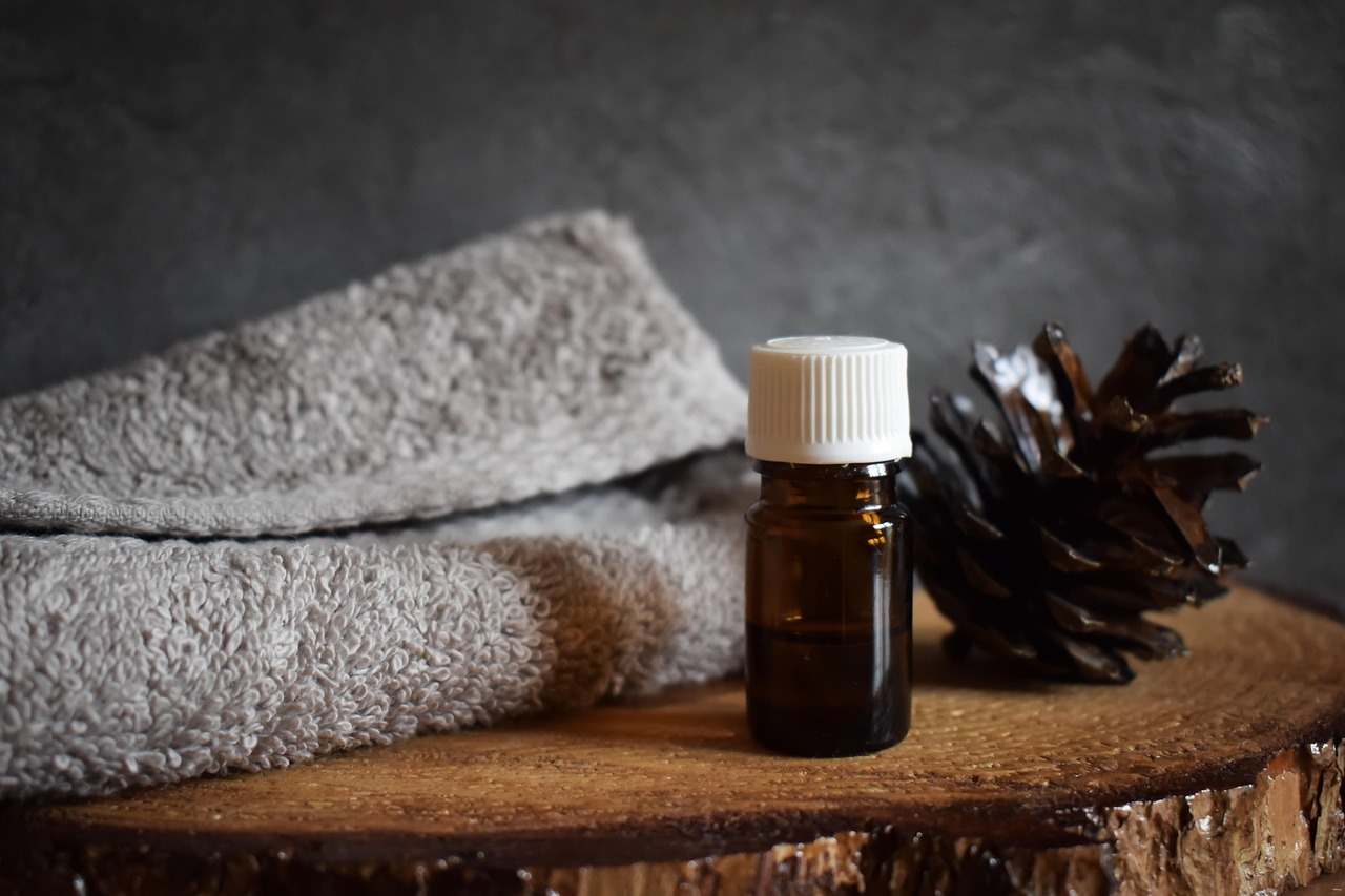 Mugwort Essential Oil FAQ: 15 Common Questions Answered